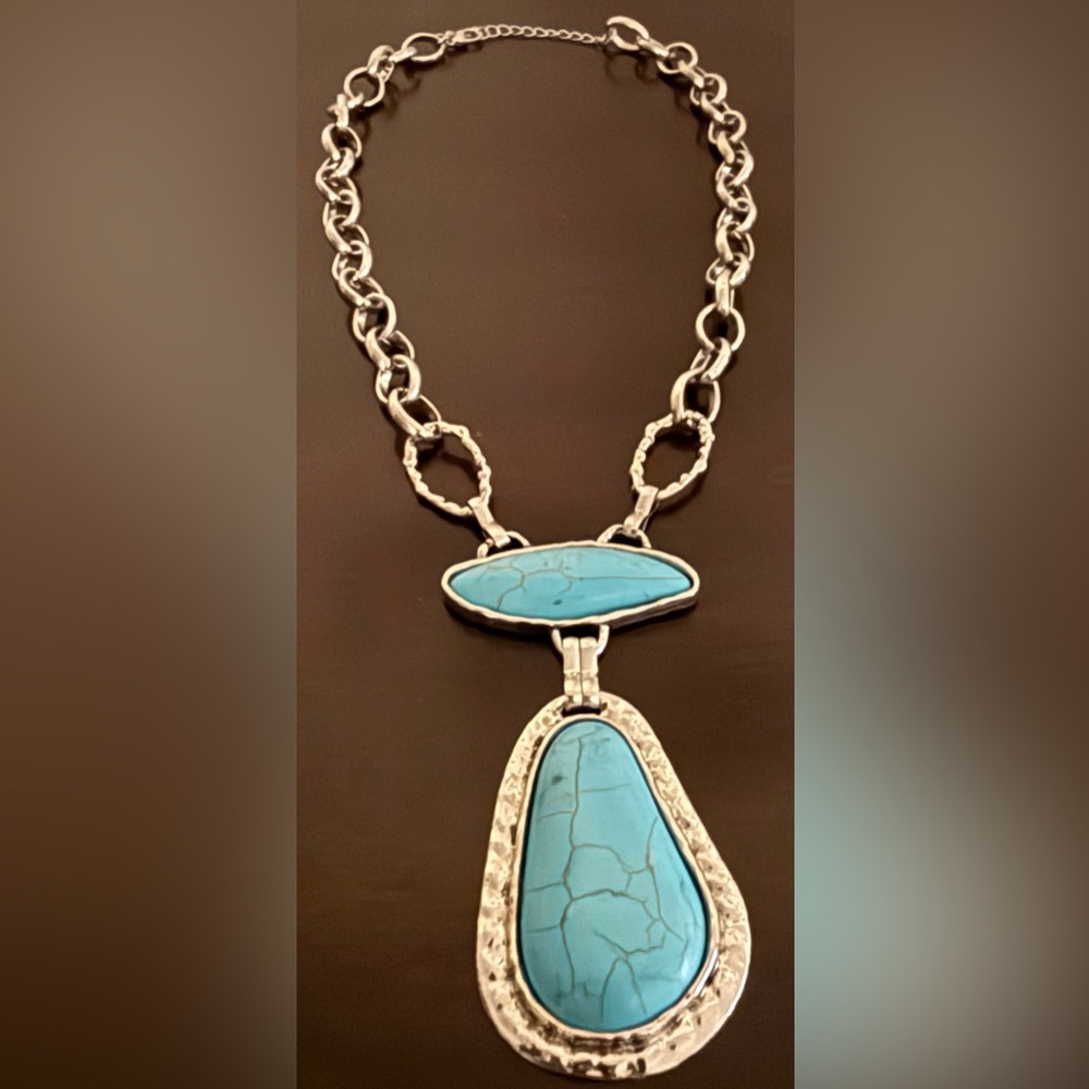 Paparazzi Rural Rapture Turquoise Pendant Necklace | Silver Southwestern Boho - Picture 2 of 5